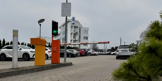 Parkování u ředitelství RBP o víkendech pro návštěvníky ZOO Ostrava